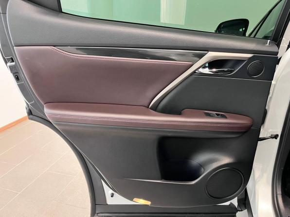 Lexus RX IV с пробегом 2017 года, цена 3 570 000 рублей, 153306 км, внедорожник, Автокод Объявления