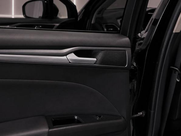 Ford Mondeo V с пробегом 2017 года, цена 1 595 000 рублей, 120000 км, седан, Автокод Объявления