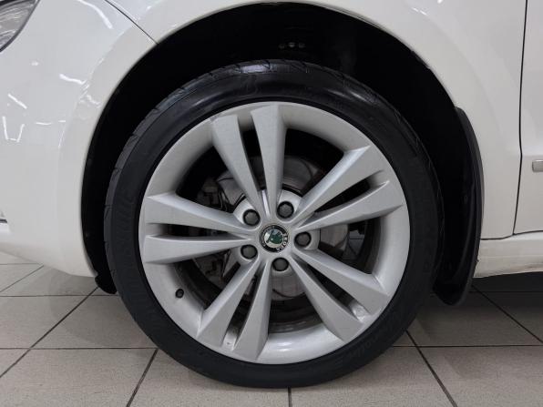 Skoda Superb II с пробегом 2010 года, цена 1 050 000 рублей, 231796 км, лифтбек, Автокод Объявления
