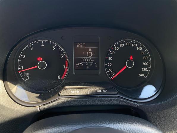Volkswagen Polo V Рестайлинг с пробегом 2019 года, цена 1 350 000 рублей, 80930 км, седан, Автокод Объявления