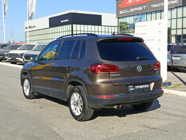 Volkswagen Tiguan I Рестайлинг с пробегом 2014 года, цена 1 100 000 рублей, 266430 км, внедорожник, Автокод Объявления