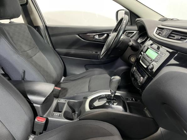 Nissan Qashqai II с пробегом 2018 года, цена 1 559 000 рублей, 162804 км, внедорожник, Автокод Объявления