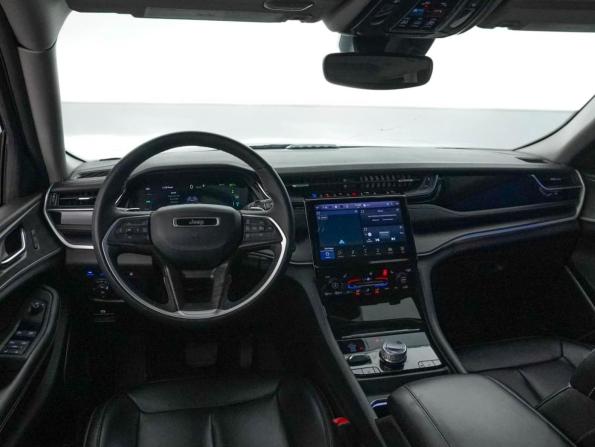 Jeep Grand Cherokee V (WL) с пробегом 2023 года, цена 5 949 236 рублей, 39638 км, внедорожник, Автокод Объявления
