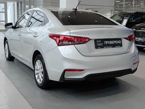 Hyundai Solaris II с пробегом 2018 года, цена 1 310 000 рублей, 132487 км, седан, Автокод Объявления