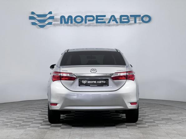 Toyota Corolla XI (E160 E170 E180) с пробегом 2014 года, цена 1 350 000 рублей, 196000 км, седан, Автокод Объявления
