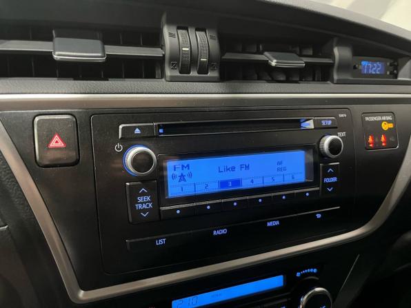 Toyota Auris II с пробегом 2014 года, цена 1 149 000 рублей, 169676 км, хэтчбек, Автокод Объявления