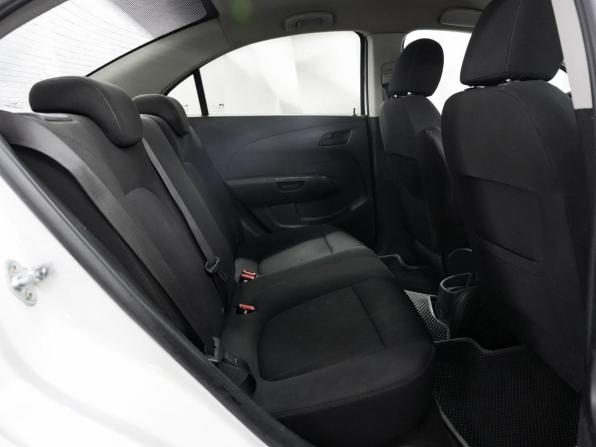 Chevrolet Aveo II с пробегом 2015 года, цена 595 000 рублей, 165000 км, седан, Автокод Объявления