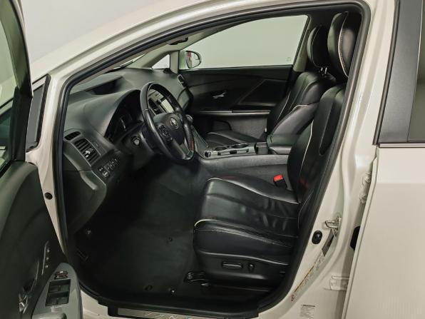 Toyota Venza I Рестайлинг с пробегом 2013 года, цена 1 999 000 рублей, 178057 км, внедорожник, Автокод Объявления