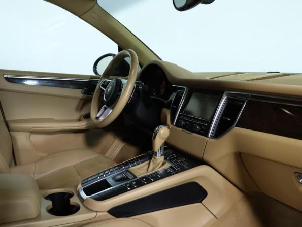 Porsche Macan I с пробегом 2014 года, цена 2 280 000 рублей, 110672 км, внедорожник, Автокод Объявления