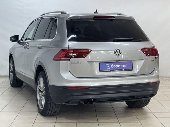 Volkswagen Tiguan II с пробегом 2018 года, цена 2 749 000 рублей, 51376 км, внедорожник, Автокод Объявления