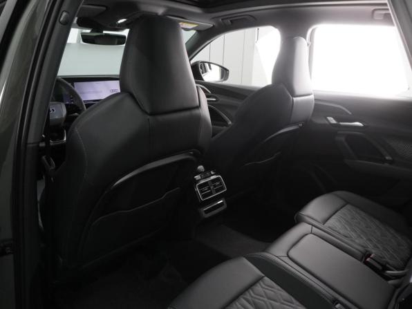 Audi Q5 III с пробегом 2025 года, цена 6 359 000 рублей, 60 км, внедорожник, Автокод Объявления