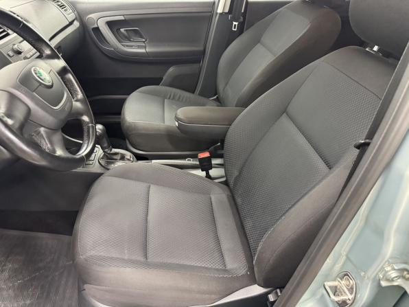 Skoda Fabia II Рестайлинг с пробегом 2011 года, цена 889 000 рублей, 111207 км, хэтчбек, Автокод Объявления