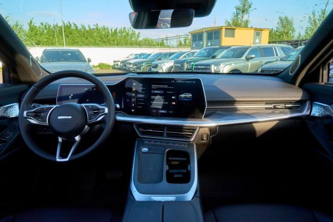 Haval F7 II с пробегом 2025 года, цена 3 150 000 рублей, 4000 км, внедорожник, Автокод Объявления