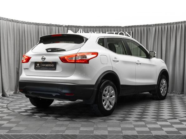 Nissan Qashqai II с пробегом 2018 года, цена 1 730 000 рублей, 68530 км, внедорожник, Автокод Объявления