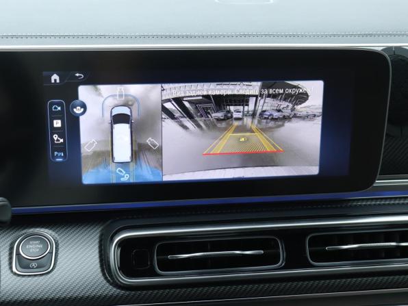 Mercedes-Benz V-Класс III (W447) Рестайлинг 2 с пробегом 2025 года, цена 12 200 000 рублей, 8703 км, минивэн, Автокод Объявления