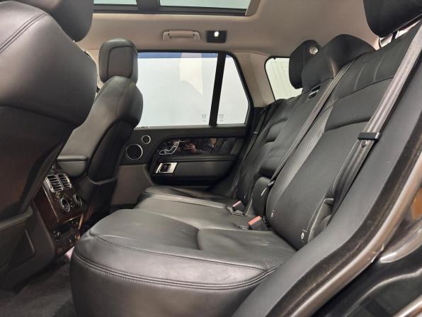 Land Rover Range Rover IV Рестайлинг с пробегом 2019 года, цена 4 745 000 рублей, 205295 км, внедорожник, Автокод Объявления