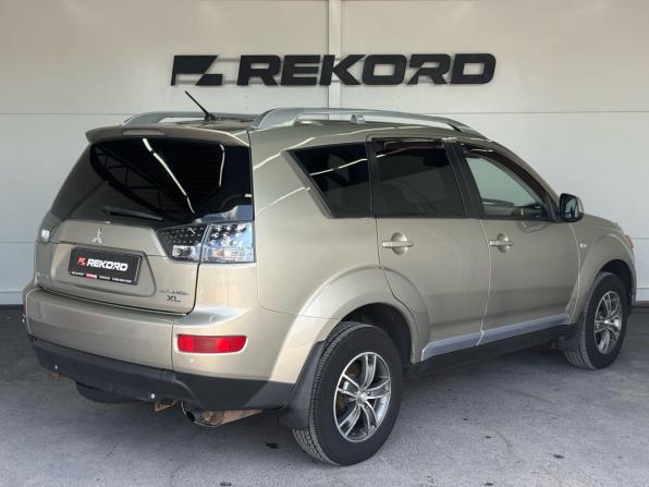 Mitsubishi Outlander II с пробегом 2008 года, цена 929 000 рублей, 323564 км, внедорожник, Автокод Объявления