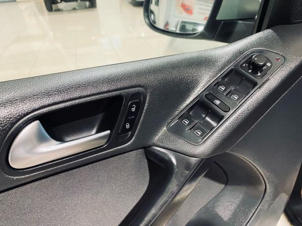 Volkswagen Tiguan I Рестайлинг с пробегом 2012 года, цена 1 150 000 рублей, 211900 км, внедорожник, Автокод Объявления