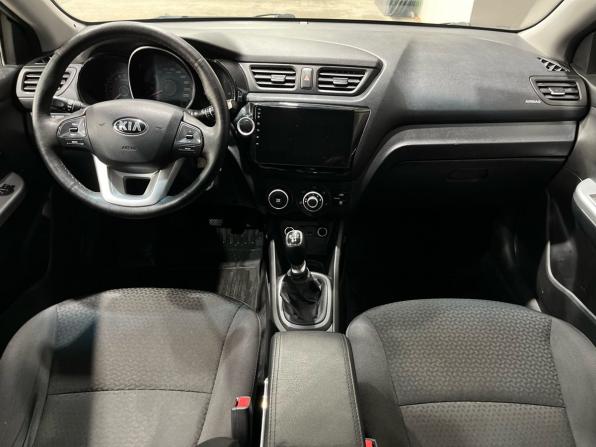 Kia Rio III с пробегом 2014 года, цена 870 000 рублей, 98049 км, хэтчбек, Автокод Объявления