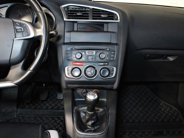 Citroen C4 II с пробегом 2012 года, цена 847 000 рублей, 98346 км, хэтчбек, Автокод Объявления