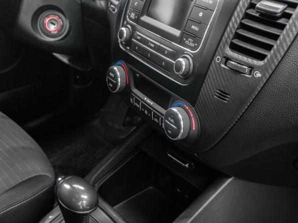 Kia Cerato III с пробегом 2013 года, цена 1 049 900 рублей, 253000 км, седан, Автокод Объявления