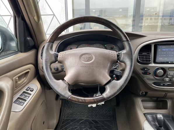 Toyota Sequoia I с пробегом 2001 года, цена 1 299 000 рублей, 665188 км, внедорожник, Автокод Объявления