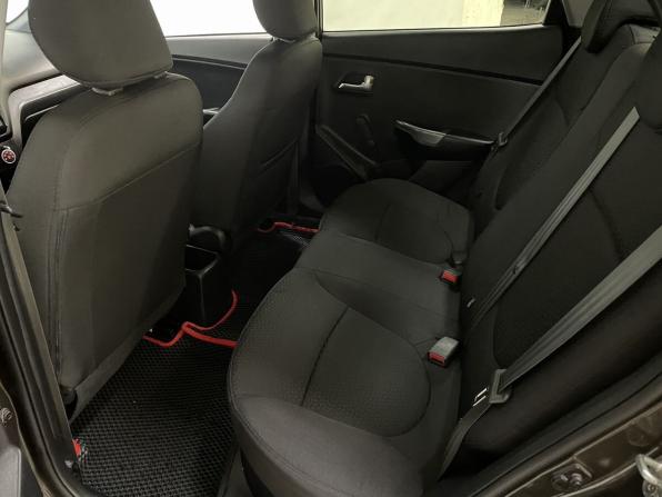 Kia Rio III Рестайлинг с пробегом 2015 года, цена 1 020 000 рублей, 119986 км, седан, Автокод Объявления