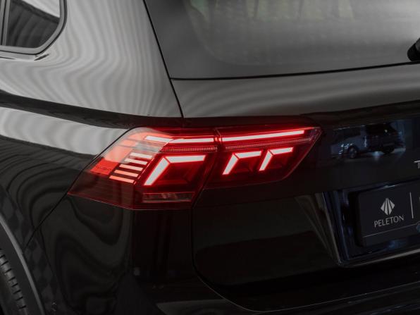 Volkswagen Tiguan II Рестайлинг с пробегом 2021 года, цена 4 140 000 рублей, 68240 км, внедорожник, Автокод Объявления