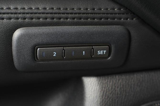 Infiniti JX с пробегом 2013 года, цена 1 999 000 рублей, 156455 км, внедорожник, Автокод Объявления