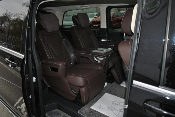 Mercedes-Benz V-Класс III (W447) Рестайлинг 2 с пробегом 2025 года, цена 13 490 000 рублей, 700 км, минивэн, Автокод Объявления