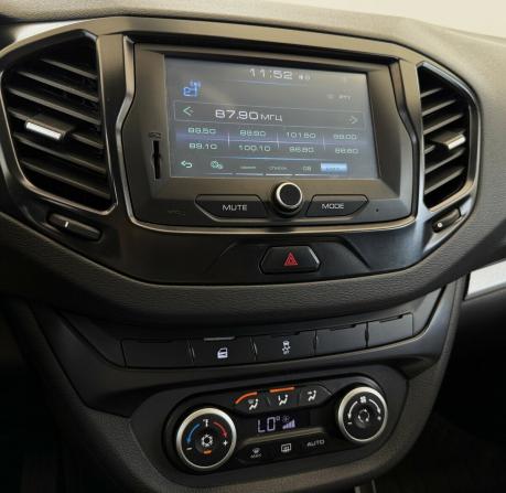 Lada (ВАЗ) Vesta I с пробегом 2019 года, цена 1 059 000 рублей, 139407 км, седан, Автокод Объявления