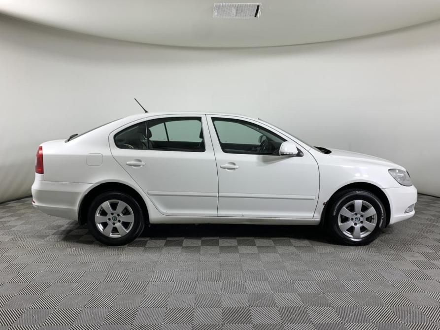 Skoda Octavia II (A5) Рестайлинг Москва  - изображение 4