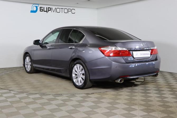 Honda Accord IX с пробегом 2013 года, цена 1 549 990 рублей, 170969 км, седан, Автокод Объявления
