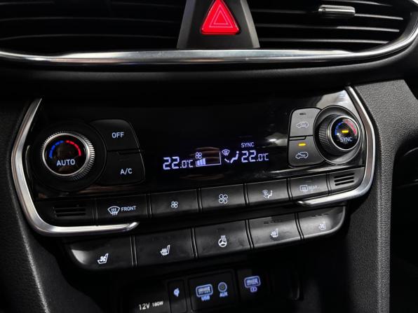 Hyundai Santa Fe IV с пробегом 2019 года, цена 3 150 000 рублей, 118804 км, внедорожник, Автокод Объявления