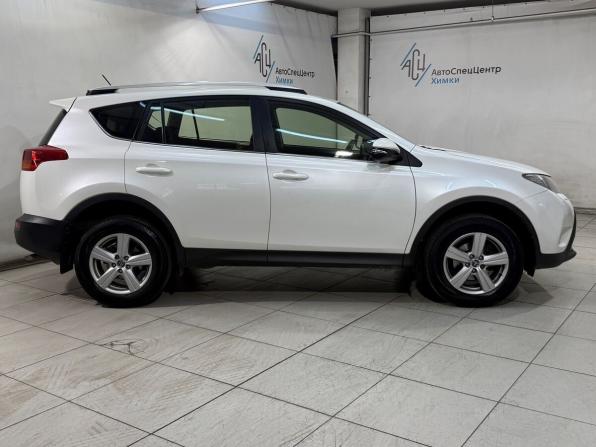 Toyota RAV4 IV (XA40) с пробегом 2014 года, цена 1 949 800 рублей, 110000 км, внедорожник, Автокод Объявления