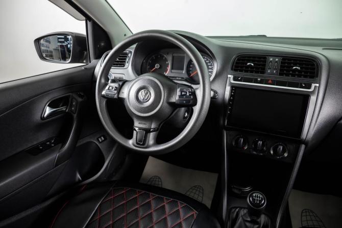 Volkswagen Polo V с пробегом 2014 года, цена 929 000 рублей, 166500 км, седан, Автокод Объявления