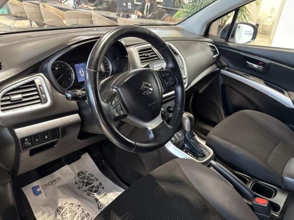 Suzuki SX4 II (S-Cross) Рестайлинг с пробегом 2017 года, цена 1 295 600 рублей, 352904 км, хэтчбек, Автокод Объявления