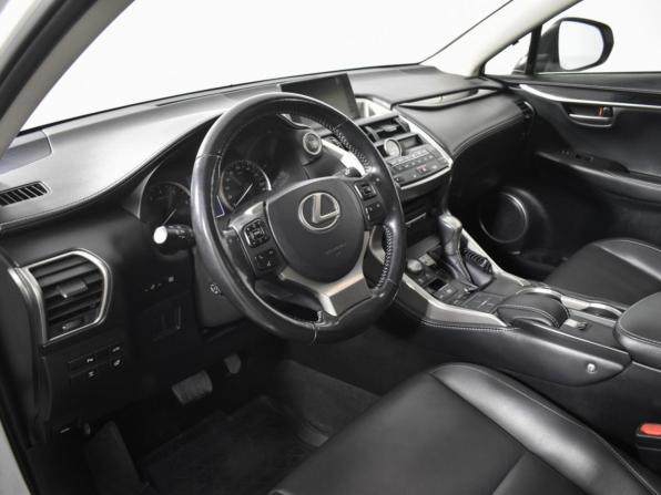 Lexus NX I с пробегом 2016 года, цена 2 475 900 рублей, 149901 км, внедорожник, Автокод Объявления