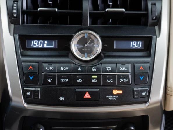 Lexus NX I с пробегом 2014 года, цена 2 550 000 рублей, 235527 км, внедорожник, Автокод Объявления