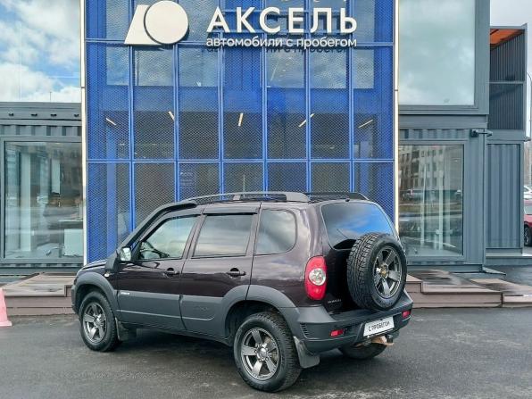 Chevrolet Niva I Рестайлинг с пробегом 2018 года, цена 799 000 рублей, 123785 км, внедорожник, Автокод Объявления