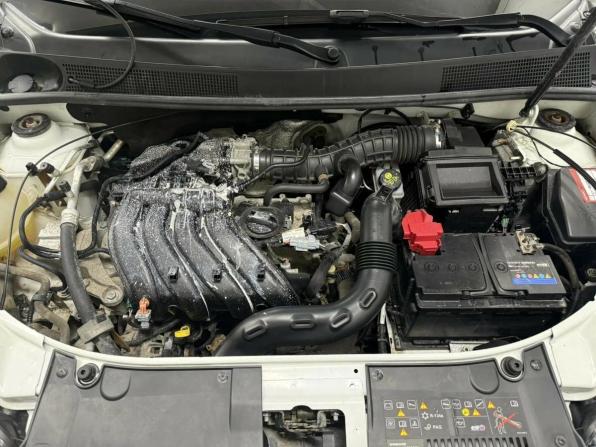 Renault Logan II Рестайлинг с пробегом 2019 года, цена 957 600 рублей, 188152 км, седан, Автокод Объявления