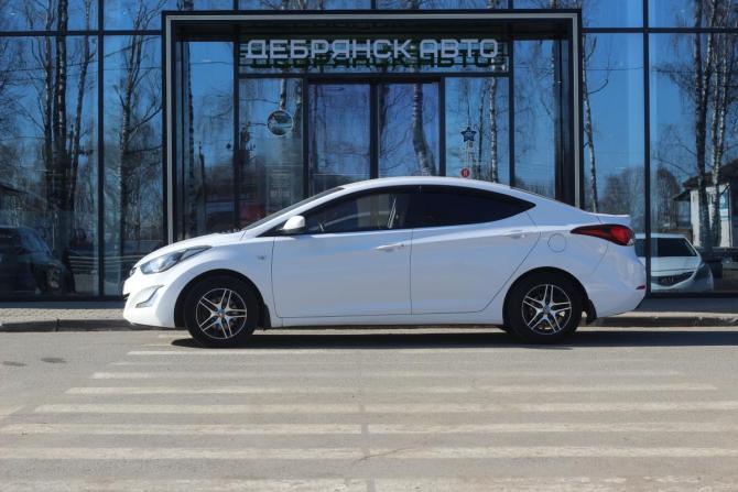 Hyundai Elantra V (MD) Рестайлинг с пробегом 2015 года, цена 1 205 000 рублей, 117883 км, седан, Автокод Объявления