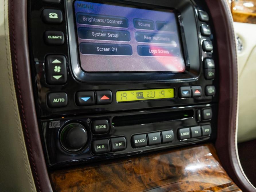Jaguar XJ III (X350/X358) Санкт-Петербург  - изображение 21