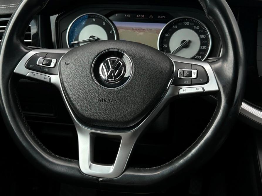 Volkswagen Touareg III Санкт-Петербург  - изображение 21