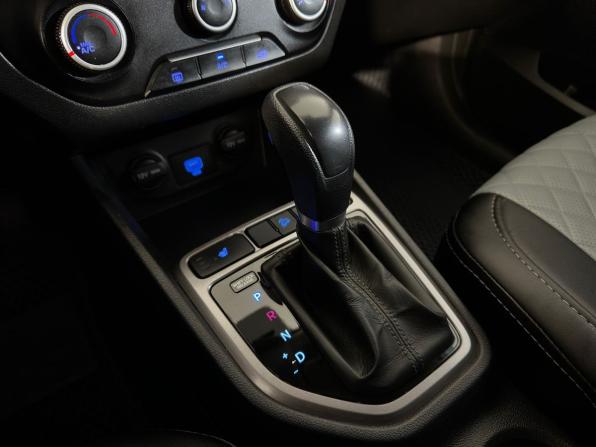 Hyundai Creta I с пробегом 2019 года, цена 1 699 900 рублей, 120065 км, внедорожник, Автокод Объявления