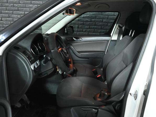 Skoda Yeti I с пробегом 2013 года, цена 600 000 рублей, 277734 км, внедорожник, Автокод Объявления
