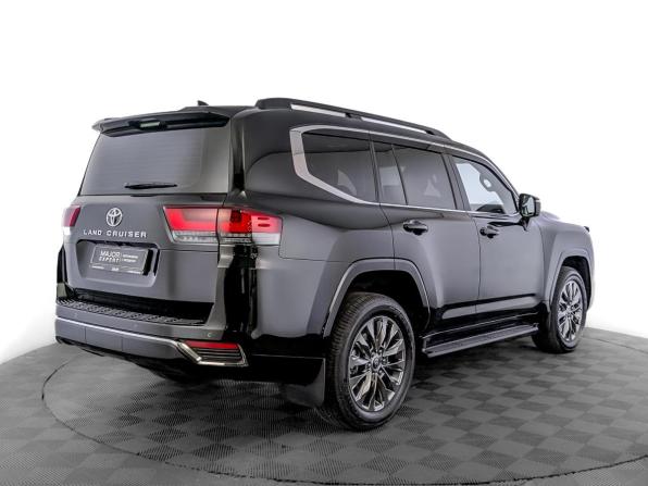 Toyota Land Cruiser 300 Series с пробегом 2024 года, цена 12 225 000 рублей, 35000 км, внедорожник, Автокод Объявления