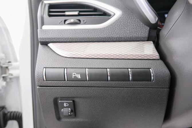 Lada (ВАЗ) Vesta I Рестайлинг (NG) с пробегом 2023 года, цена 1 099 000 рублей, 60227 км, седан, Автокод Объявления