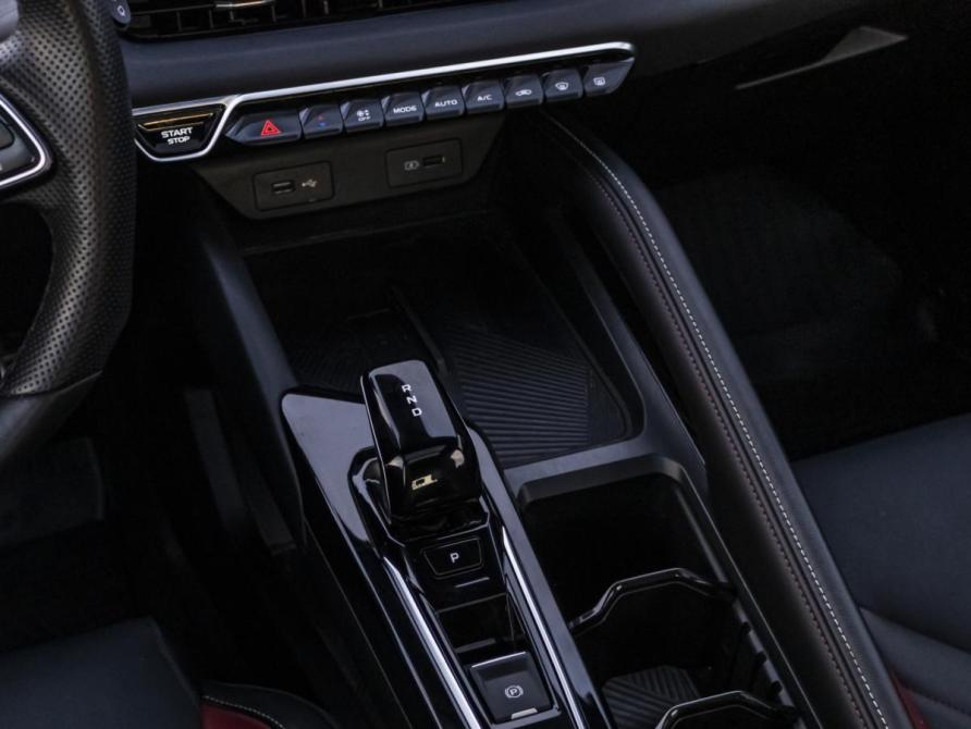 Geely Coolray I Рестайлинг Москва  - изображение 20