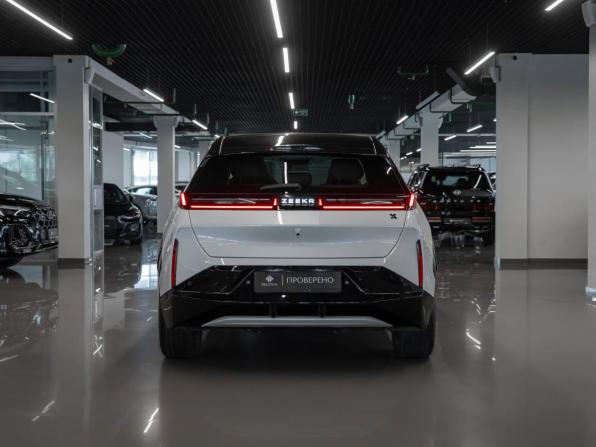 Zeekr X I с пробегом 2023 года, цена 3 780 000 рублей, 33098 км, внедорожник, Автокод Объявления